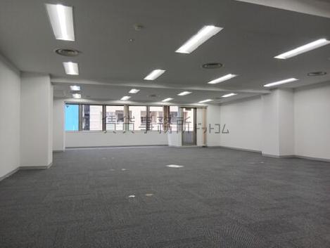 東日本橋EXビルの室内