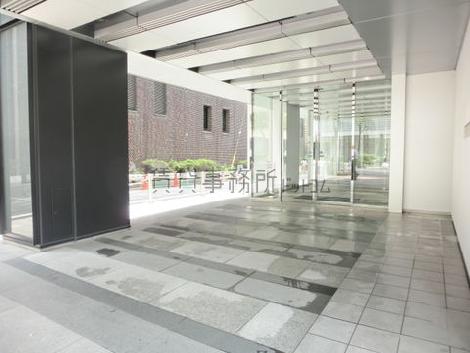正面玄関