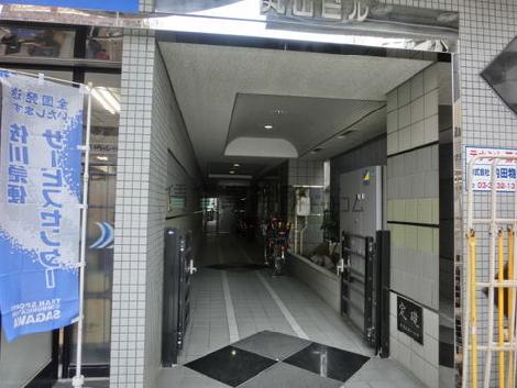 正面玄関