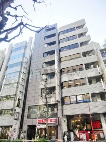 周辺の物件と調和の取れた外観