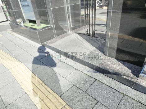 正面玄関