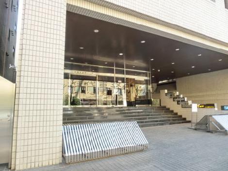 正面玄関