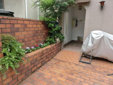 正面玄関
