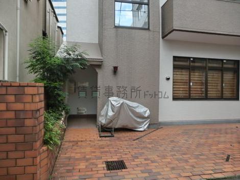 正面玄関