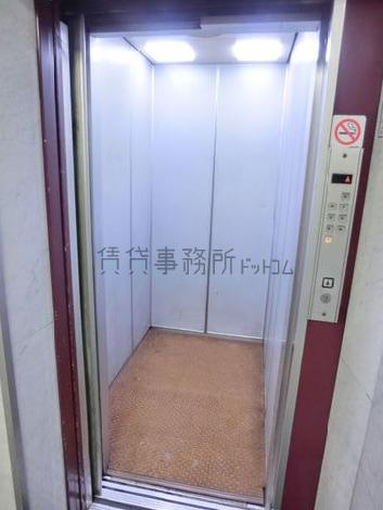 エレベーター