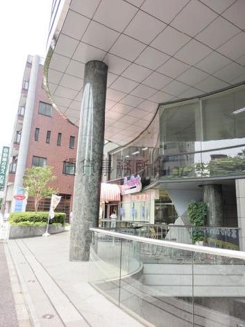 開放感のある玄関回り