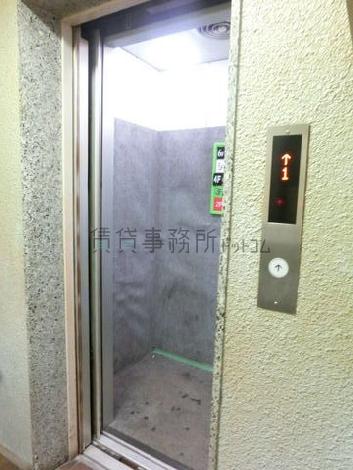 エレベーター