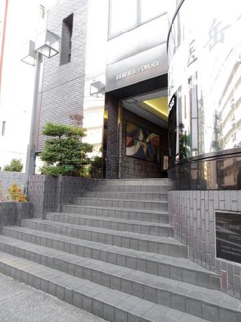 正面玄関