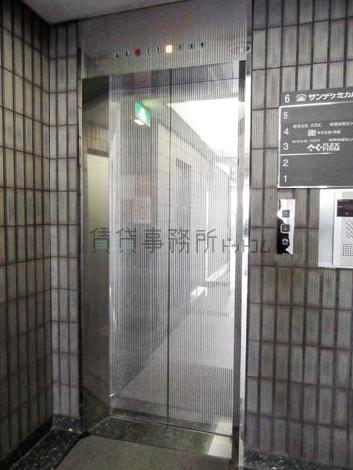 エレベーター