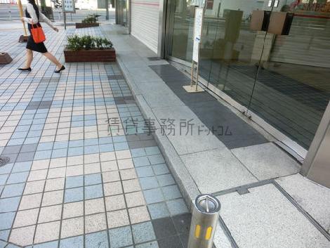 正面玄関