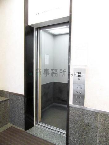 エレベーター
