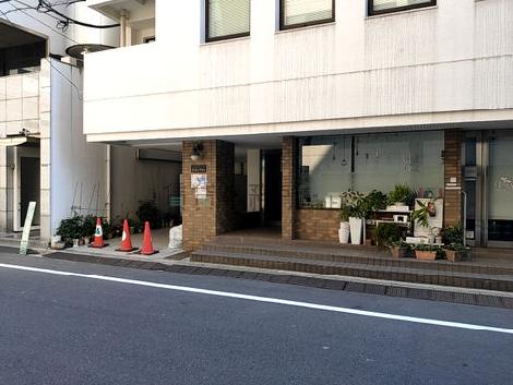 正面玄関