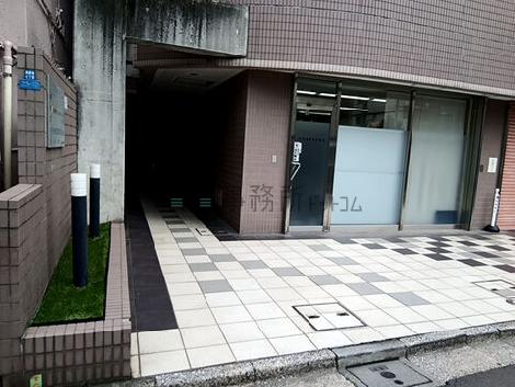 正面玄関