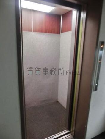 エレベーター