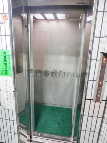 エレベーター
