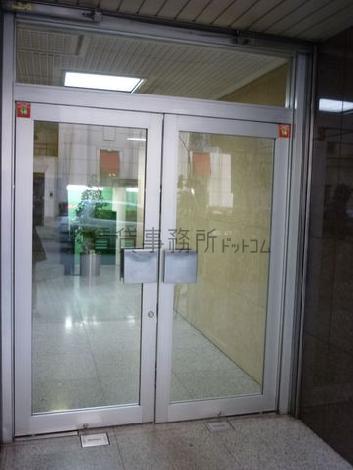 正面玄関