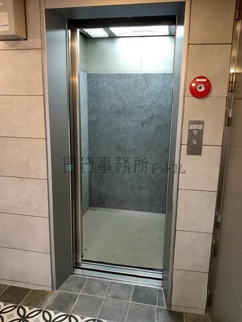 エレベーター