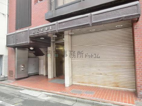 正面玄関