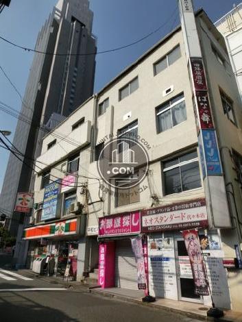平和ビルの外観写真