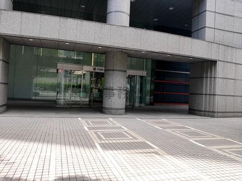 正面玄関