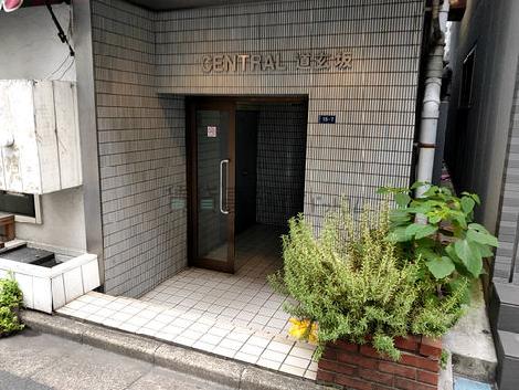 正面玄関
