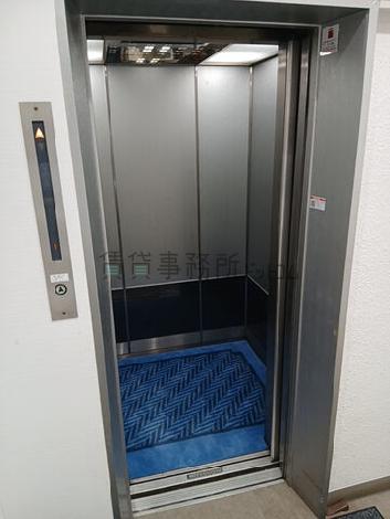 エレベーター