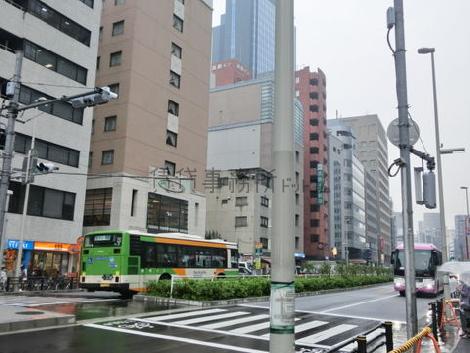 幅の広い道路