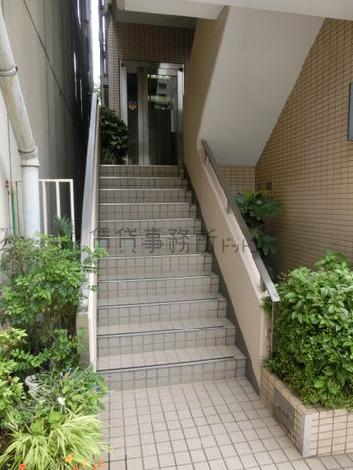 正面玄関