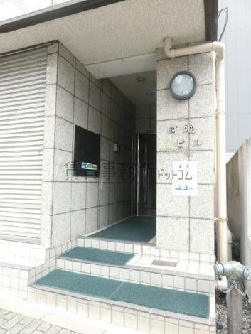 正面玄関