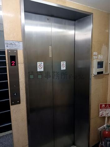 エレベーター