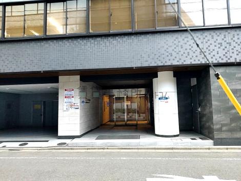 正面玄関