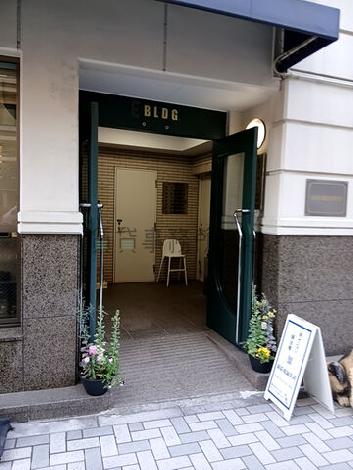 正面玄関