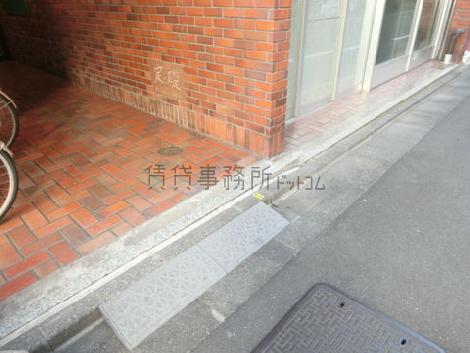 正面玄関
