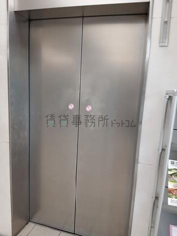 エレベーター