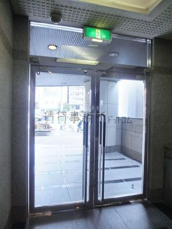 正面玄関