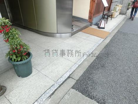 正面玄関