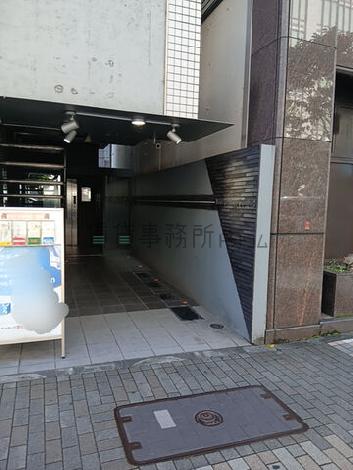 正面玄関