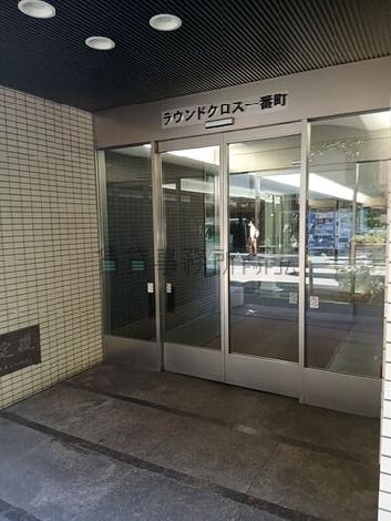 正面玄関