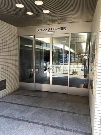 正面玄関