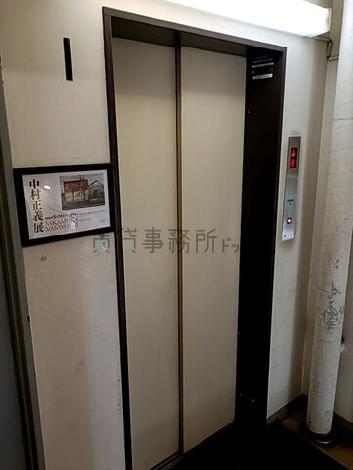エレベーター
