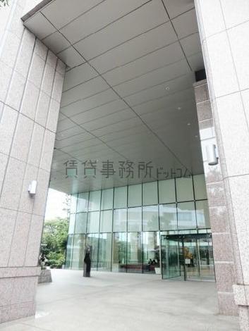正面玄関