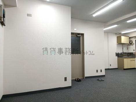 第2スヂノビルの室内