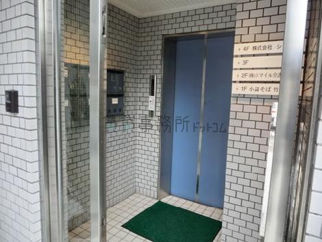 エレベーター