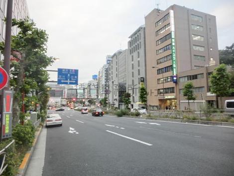 前面を走る幹線道路　五反田駅方面