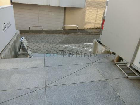 正面玄関