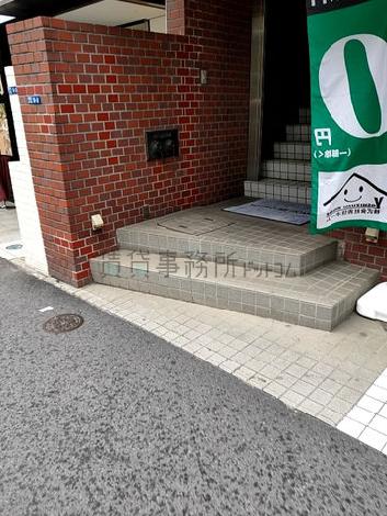 正面玄関
