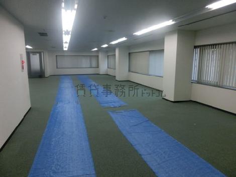 MRCビルの室内