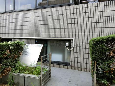 正面玄関