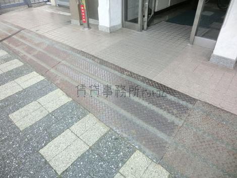 正面玄関