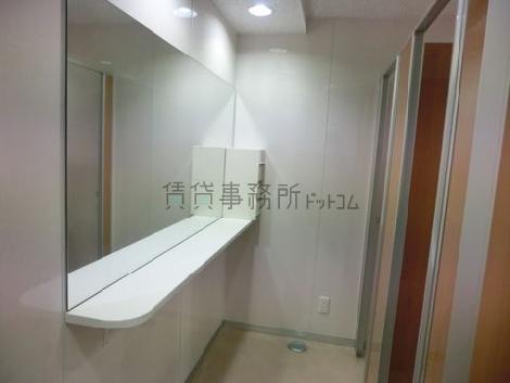 北新宿君嶋ビルのトイレ